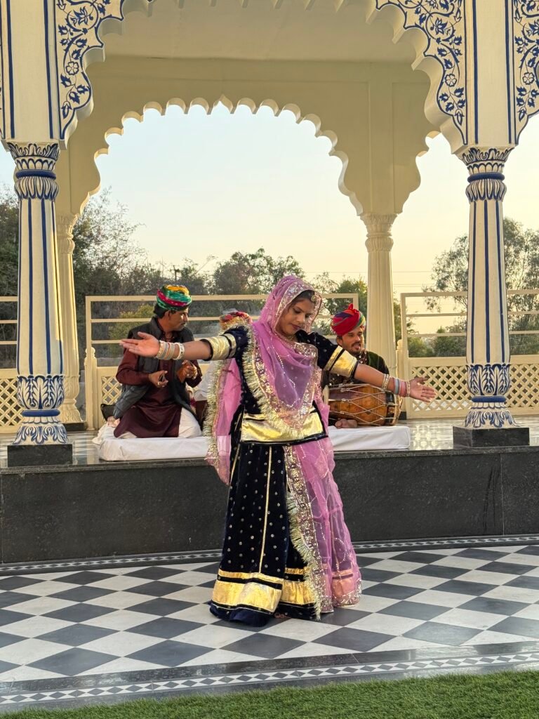 traditional Rajasthan dancers India, family travel Rajasthan
